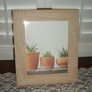 Natural Wood Sixtrees Photo Frame, for 8 x 10" Picture, EUC